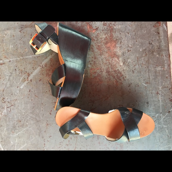 Michael Kors Wedge Leather Platform Sandal - Picture 2 of 4